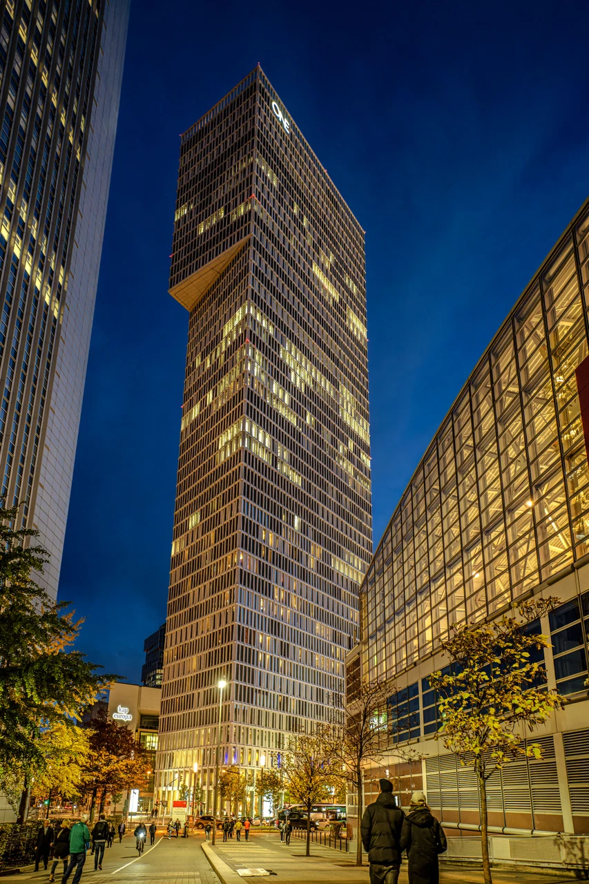 ONE Tower / Frankfurt