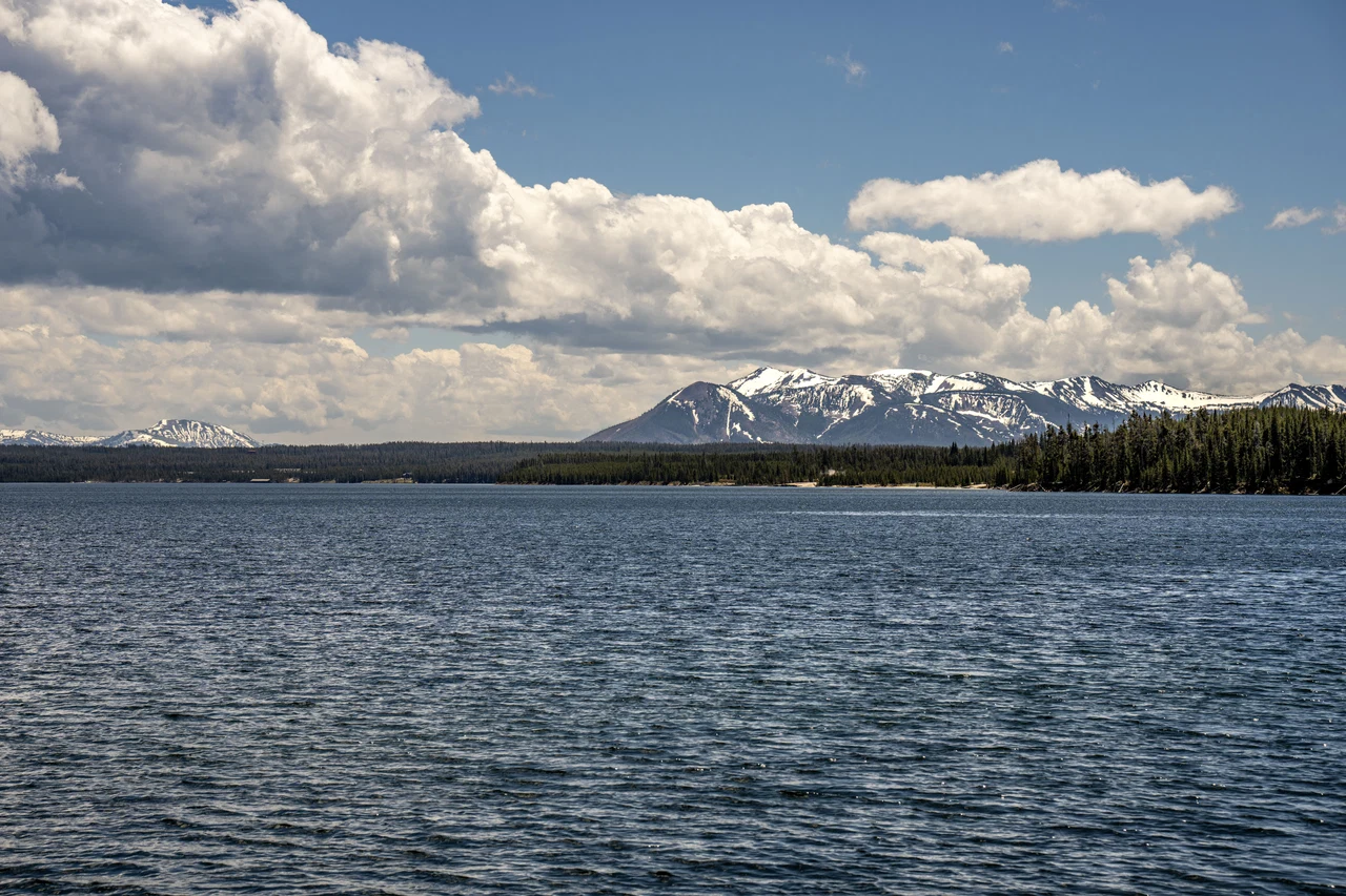 Yellowstone Lake / Wyoming 